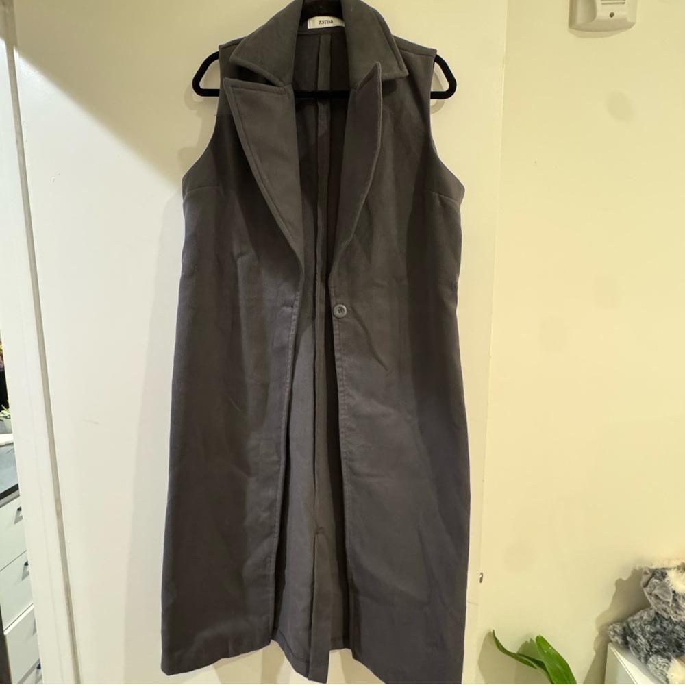 JustFab Charcoal Sleeveless Vest